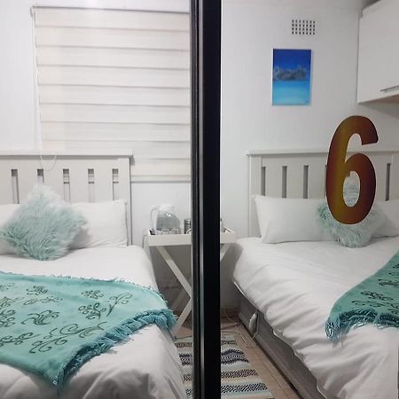 Aliwal Villa Guest Lodge Bagian luar foto