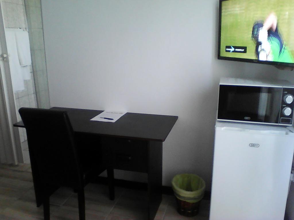 Aliwal Villa Guest Lodge Bagian luar foto